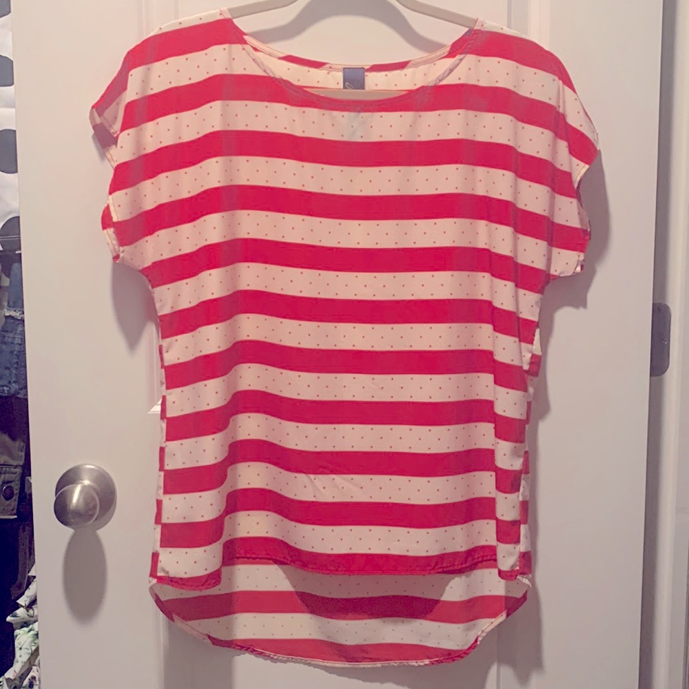 Red and white stripped too